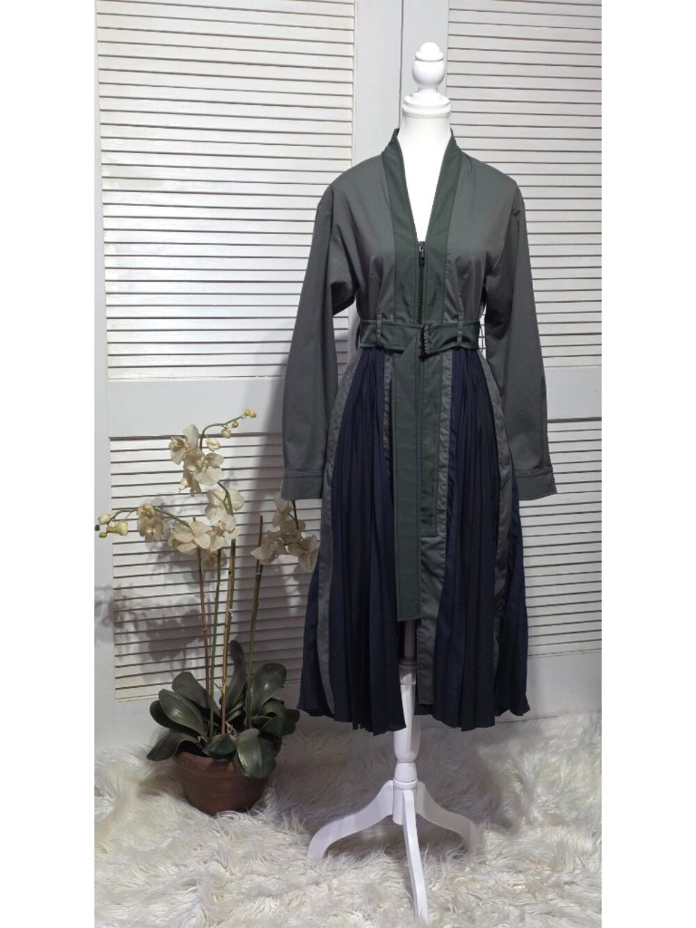 NWOT Sportmax Womens Green Belted Pleated Navy Skirt Panels Midi Dress Sz 2 3847